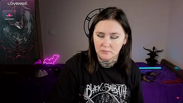 Emmybrightj  online show from December 2025 01:12:02 AM