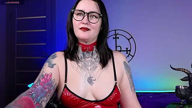 Emmybrightj  online show from February 2026 01:34:01 AM