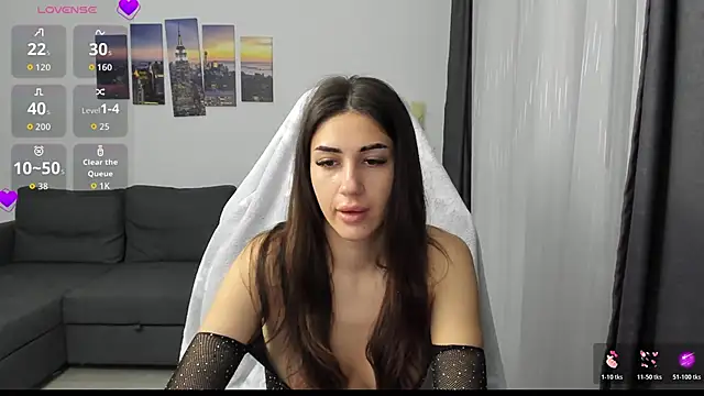 Kimi Ivy online show from December 2025 04:28:02 AM