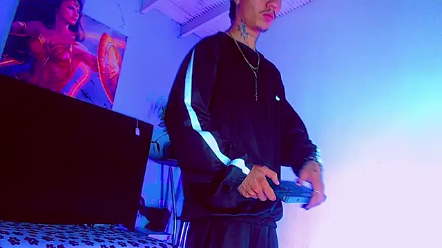 HannibalLester online show from November 2025 04:10:02 AM