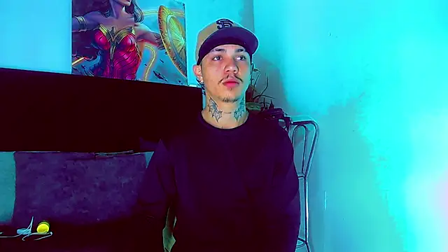 HannibalLester online show from December 2025 03:25:01 AM