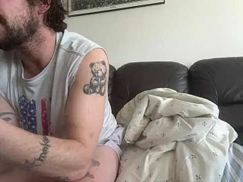 mackshaft4711 online show from February 2026 02:37:02 PM