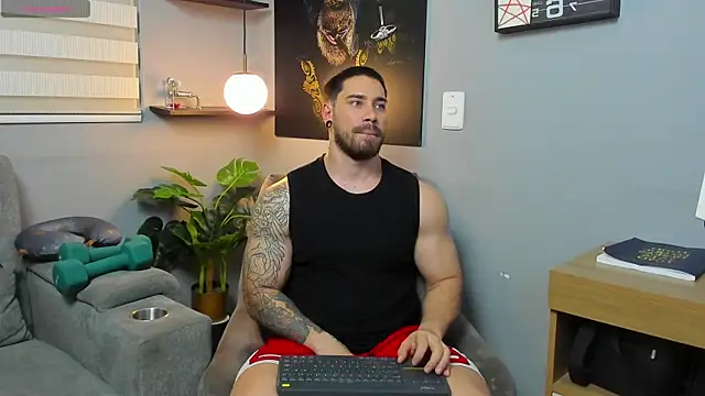 Giorgio-Leone online show from April 2026 11:49:02 PM