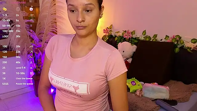 Snapshot of Hannah_williams1 chatting on September 2025 08:31:02 PM Hannah williams1 online show from September 2025 08:31:02 PM