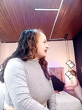 Snapshot of Naiara_Sex_ chatting on December 2024 02:53:01 PM Naiara Sex online show from December 2024 02:53:01 PM