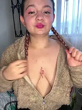 Snapshot of Naiara_Sex_ chatting on March 2026 10:35:01 PM Naiara Sex online show from March 2026 10:35:01 PM