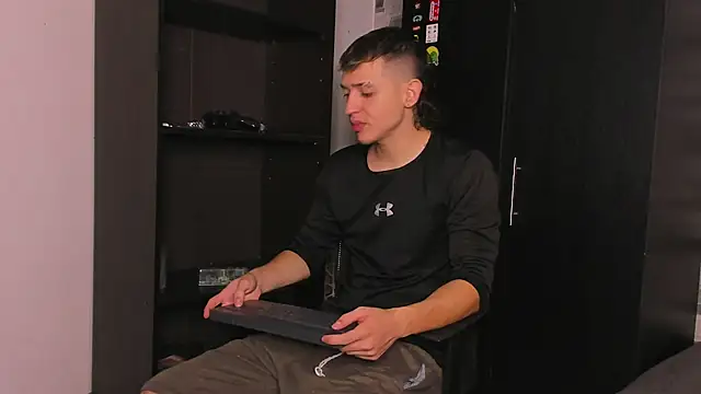 Snapshot of Dimitri_higth420 chatting on November 2025 06:52:01 PM Dimitri higth420 online show from November 2025 06:52:01 PM