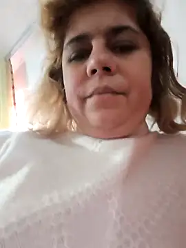 AnnyLwe online show from November 2025 10:52:02 AM