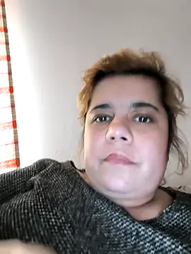 AnnyLwe online show from December 2025 01:05:02 PM