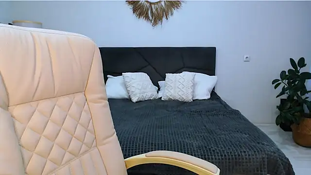 Snapshot of NaughtyNylonFeet chatting on November 2025 03:38:01 AM NaughtyNylonFeet online show from November 2025 03:38:01 AM