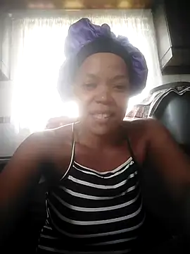 Feathergal69  online show from December 2024 07:49:02 AM