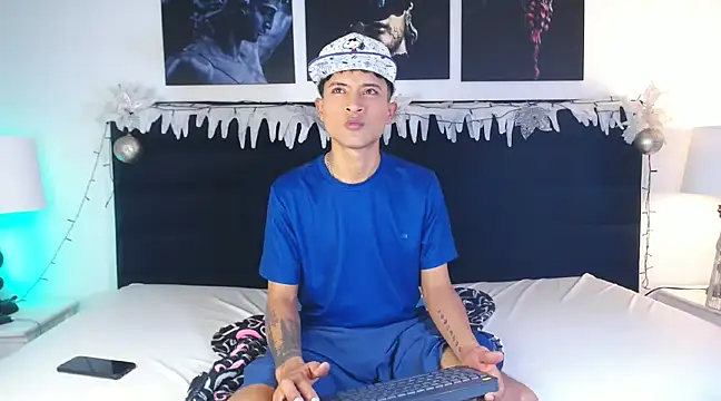 Snapshot of Edward_Milleer chatting on December 2024 05:41:02 PM Edward Milleer online show from December 2024 05:41:02 PM