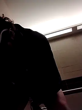 Snapshot of axelongshaft69 chatting on December 2025 05:47:01 AM axelongshaft69 online show from December 2025 05:47:01 AM