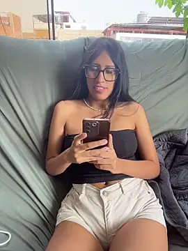 AleFantasy0001 online show from March 2026 08:25:01 PM