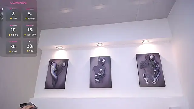 Snapshot of Melodi_Roux chatting on September 2025 01:27:02 PM Melodi Roux online show from September 2025 01:27:02 PM