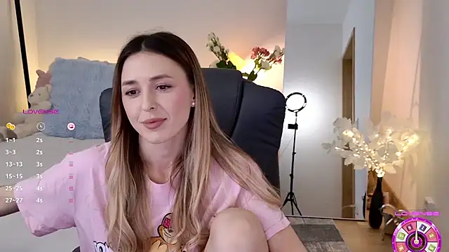 Sophie Enzo online show from March 2025 10:26:02 PM