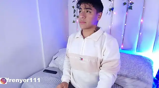 kiing azahell online show from January 2025 03:47:01 AM