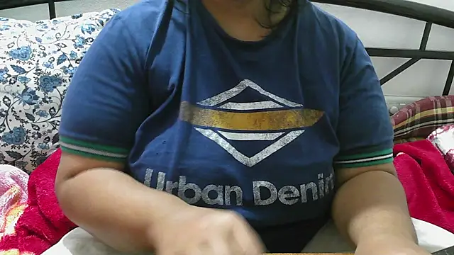 Queen of boobs01 online show from December 2025 11:04:02 AM