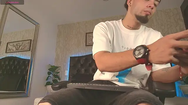 MattDevon online show from February 2026 01:42:02 AM