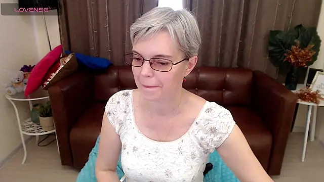 Cutie Erikaa1 online show from March 2025 08:27:01 AM