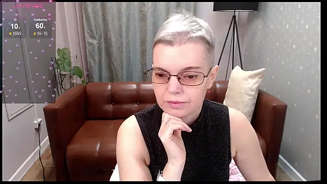 Cutie Erikaa1 online show from November 2025 02:17:02 AM