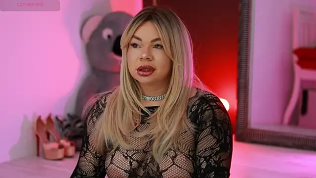 MissLilaa online show from March 2025 05:41:02 PM