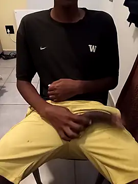 Snapshot of Sweet___Dick chatting on March 2026 12:11:01 PM Sweet Dick online show from March 2026 12:11:01 PM