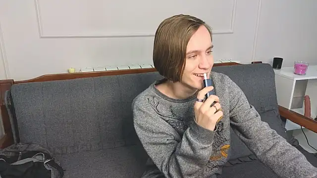 Snapshot of nikompell chatting on January 2025 01:38:02 AM nikompell online show from January 2025 01:38:02 AM