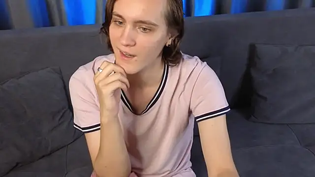 Snapshot of nikompell chatting on September 2025 07:44:01 AM nikompell online show from September 2025 07:44:01 AM