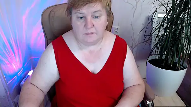 Snapshot of Limonka-Fire chatting on December 2024 01:25:02 PM Limonka-Fire online show from December 2024 01:25:02 PM