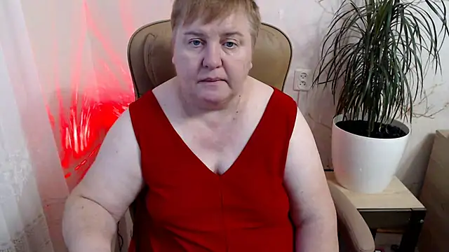 Snapshot of Limonka-Fire chatting on December 2024 01:00:01 PM Limonka-Fire online show from December 2024 01:00:01 PM