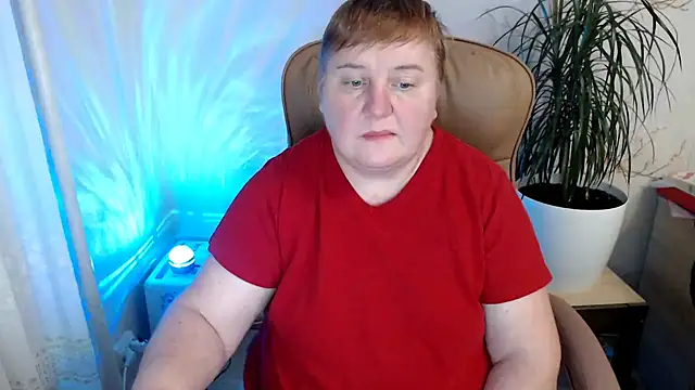 Snapshot of Limonka-Fire chatting on December 2024 06:08:01 PM Limonka-Fire online show from December 2024 06:08:01 PM