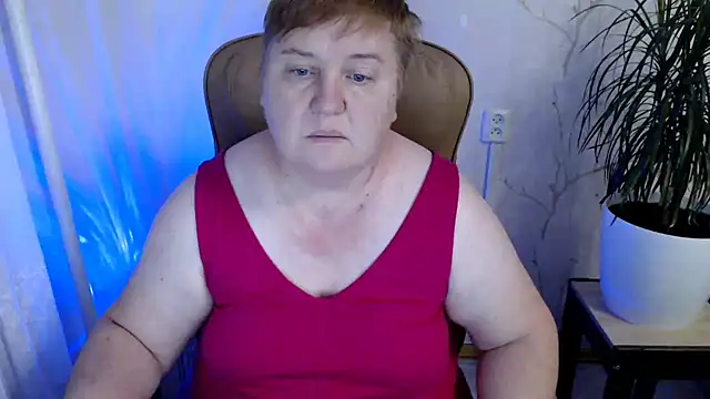 Snapshot of Limonka-Fire chatting on January 2025 07:40:01 PM Limonka-Fire online show from January 2025 07:40:01 PM