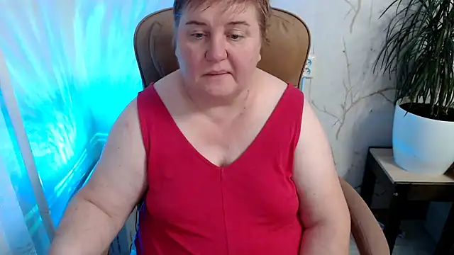 Snapshot of Limonka-Fire chatting on January 2025 04:41:01 PM Limonka-Fire online show from January 2025 04:41:01 PM