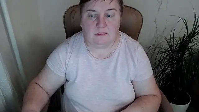 Snapshot of Limonka-Fire chatting on January 2025 06:12:02 PM Limonka-Fire online show from January 2025 06:12:02 PM