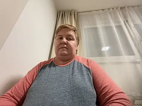 Snapshot of Limonka-Fire chatting on February 2025 07:38:02 PM Limonka-Fire online show from February 2025 07:38:02 PM