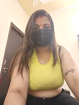 Snapshot of Archi-07 chatting on February 2025 06:20:01 PM Archi-07 online show from February 2025 06:20:01 PM