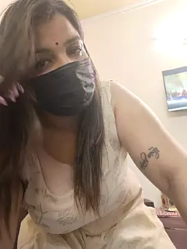 Snapshot of Archi-07 chatting on March 2025 12:11:02 AM Archi-07 online show from March 2025 12:11:02 AM