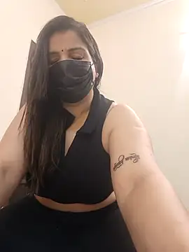 Snapshot of Archi-07 chatting on March 2025 04:35:02 PM Archi-07 online show from March 2025 04:35:02 PM