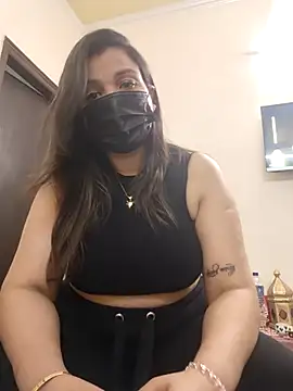 Snapshot of Archi-07 chatting on March 2025 08:00:02 PM Archi-07 online show from March 2025 08:00:02 PM