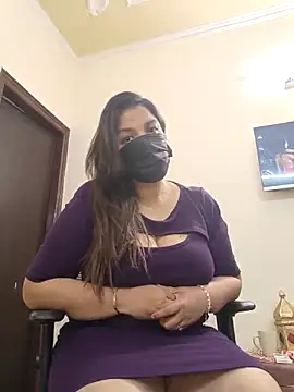 Snapshot of Archi-07 chatting on March 2025 09:24:02 PM Archi-07 online show from March 2025 09:24:02 PM