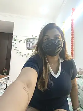 Snapshot of Archi-07 chatting on September 2025 06:18:02 PM Archi-07 online show from September 2025 06:18:02 PM