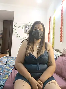 Snapshot of Archi-07 chatting on September 2025 06:57:01 AM Archi-07 online show from September 2025 06:57:01 AM