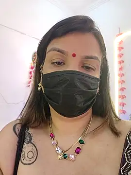 Snapshot of Archi-07 chatting on October 2025 05:52:02 AM Archi-07 online show from October 2025 05:52:02 AM