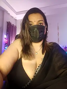 Snapshot of Archi-07 chatting on November 2025 09:21:02 AM Archi-07 online show from November 2025 09:21:02 AM