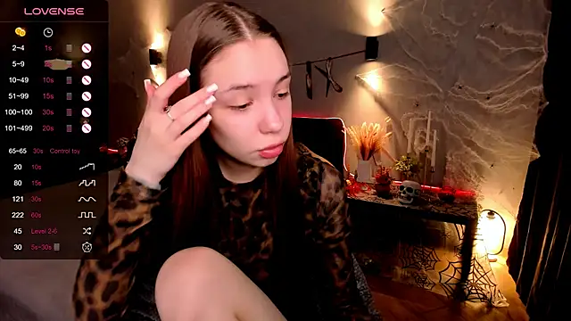 Snapshot of MilliBrown_ chatting on November 2025 06:26:02 AM MilliBrown online show from November 2025 06:26:02 AM