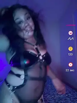 Snapshot of camiliaskye chatting on June 2026 03:42:01 AM camiliaskye online show from June 2026 03:42:01 AM