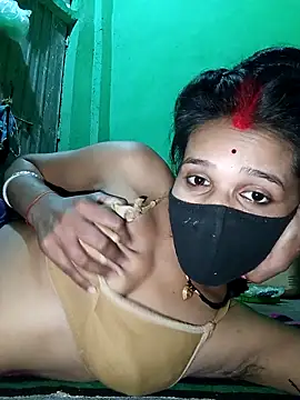 Snapshot of Hoty_girl_143 chatting on November 2025 02:50:01 PM Hoty girl 143 online show from November 2025 02:50:01 PM