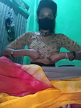 Snapshot of Hoty_girl_143 chatting on December 2025 01:14:02 AM Hoty girl 143 online show from December 2025 01:14:02 AM