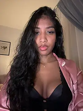 Snapshot of IamCrystal2 chatting on February 2025 10:32:01 PM IamCrystal2 online show from February 2025 10:32:01 PM